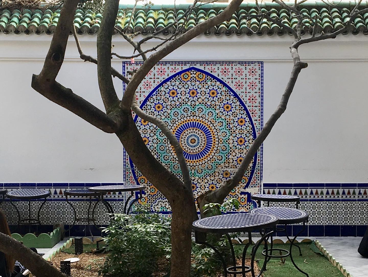 Non loin de la mosquée de Paris
